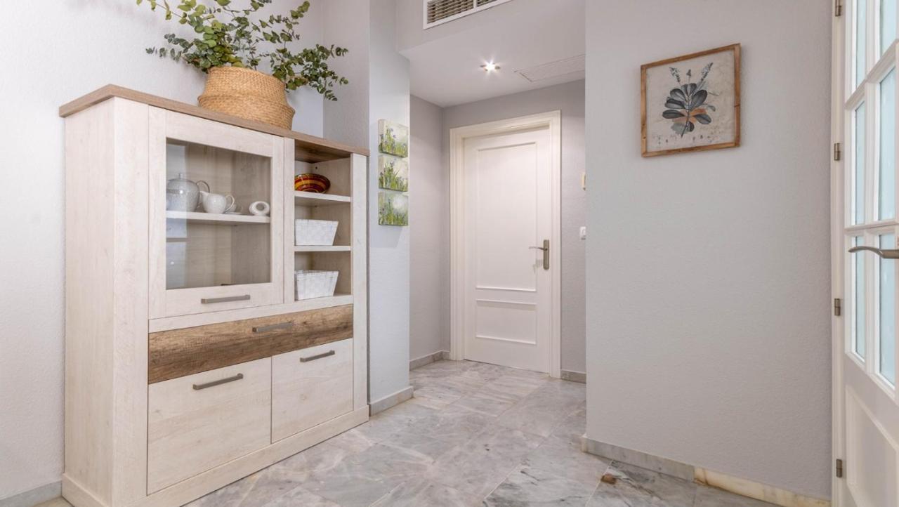 Apto. Hall Apartment